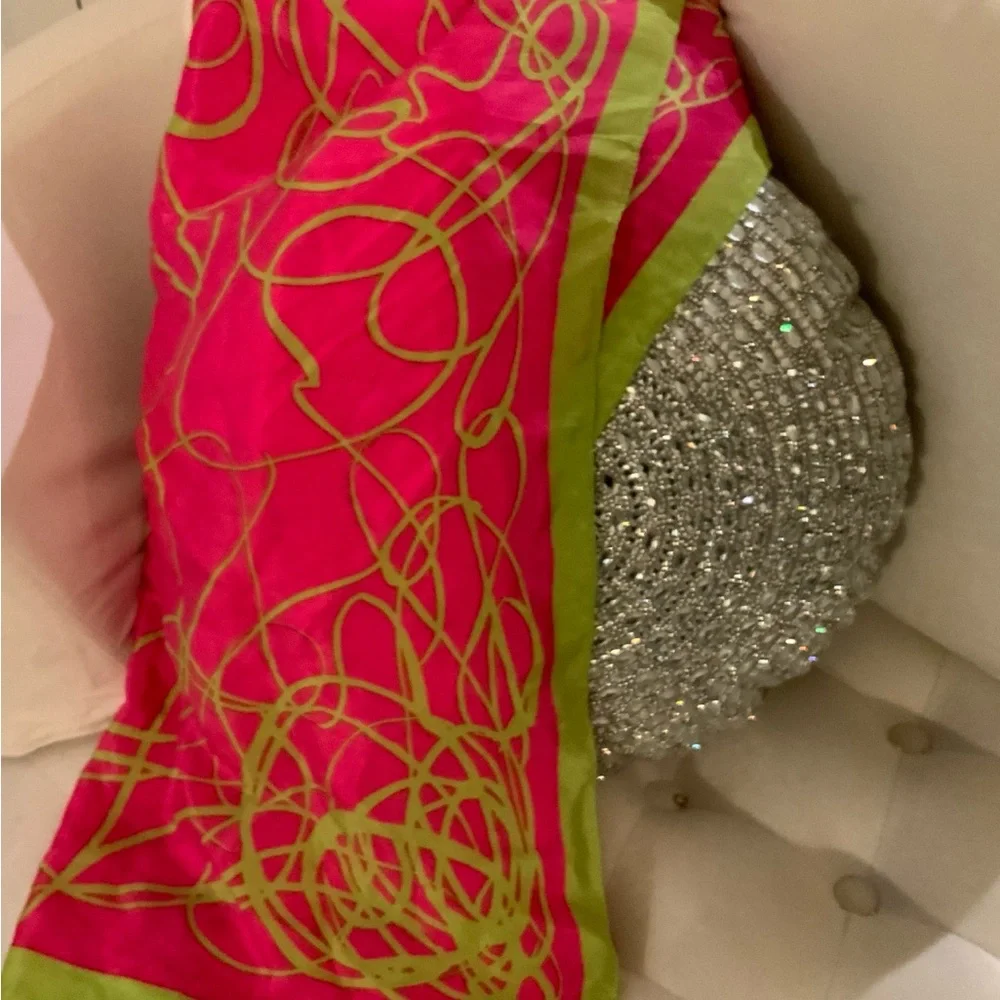Vintage bright pink